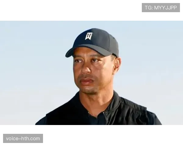 泰格伍兹又换豪车了？这年头球场外的他比比赛还亮眼啊！