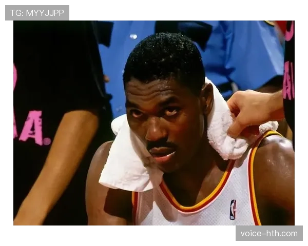 奥拉朱旺内线柔韧突破解锁对位篮下得分优势